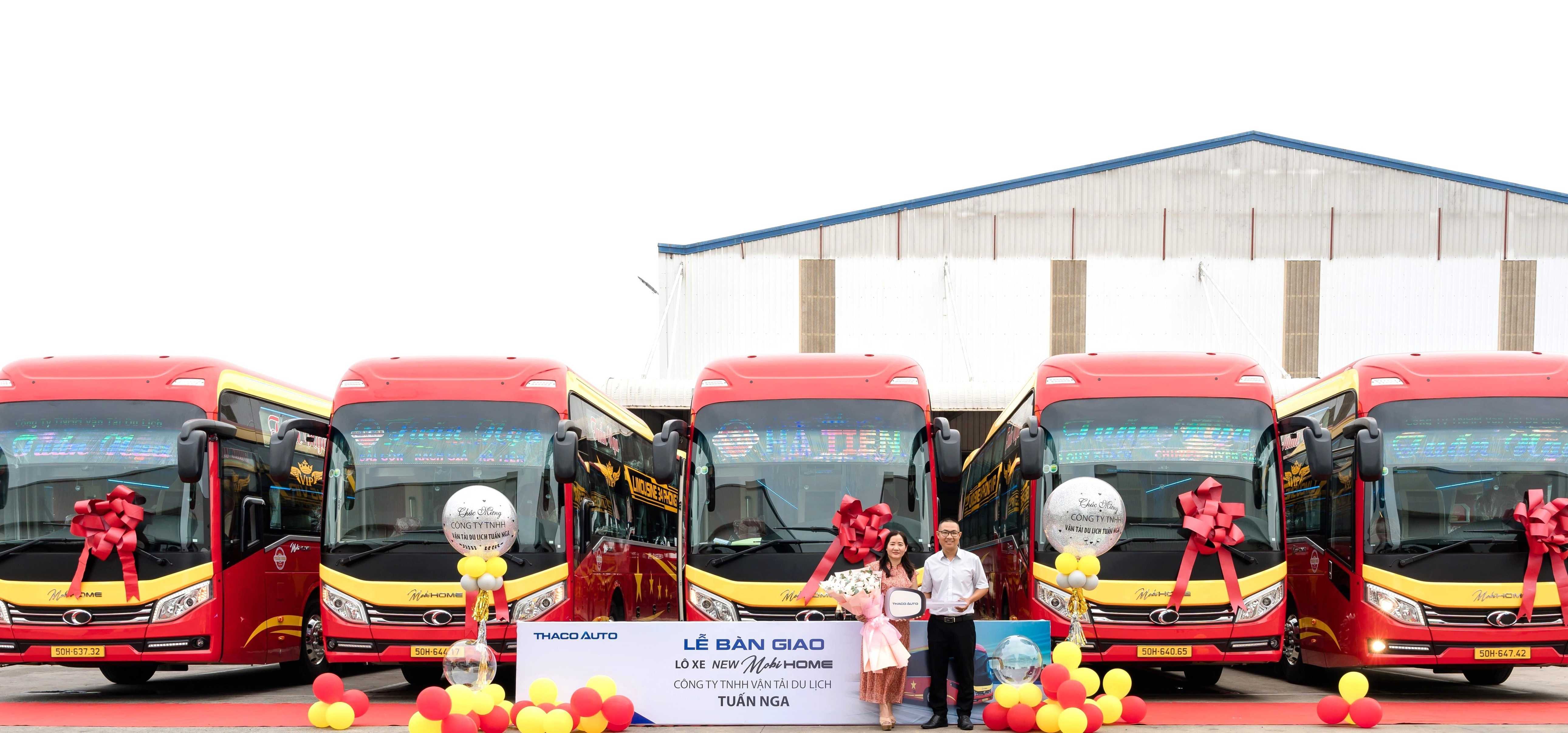 Tiếp tục bàn giao lô 05 xe Bus cho Công Ty TNHH Vận Tải Du Lịch Tuấn Nga